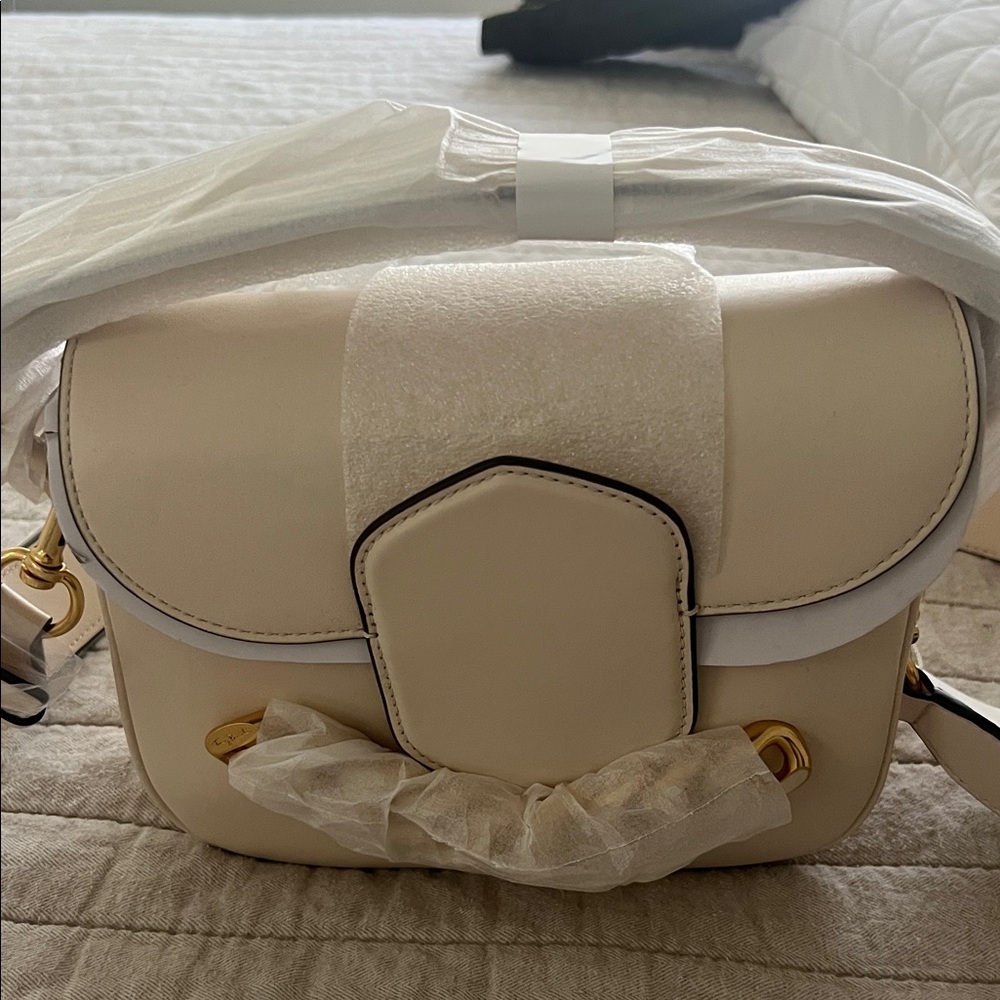 Tory Burch Cream Crossbody Bag new with tags